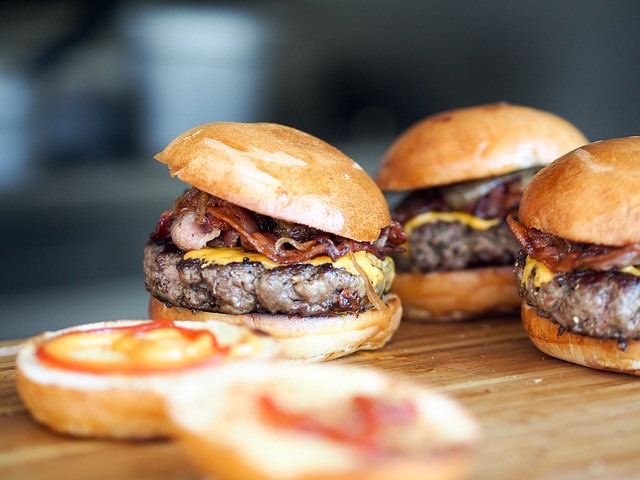 Hamburgers and digestive health | Healthy Hildegard